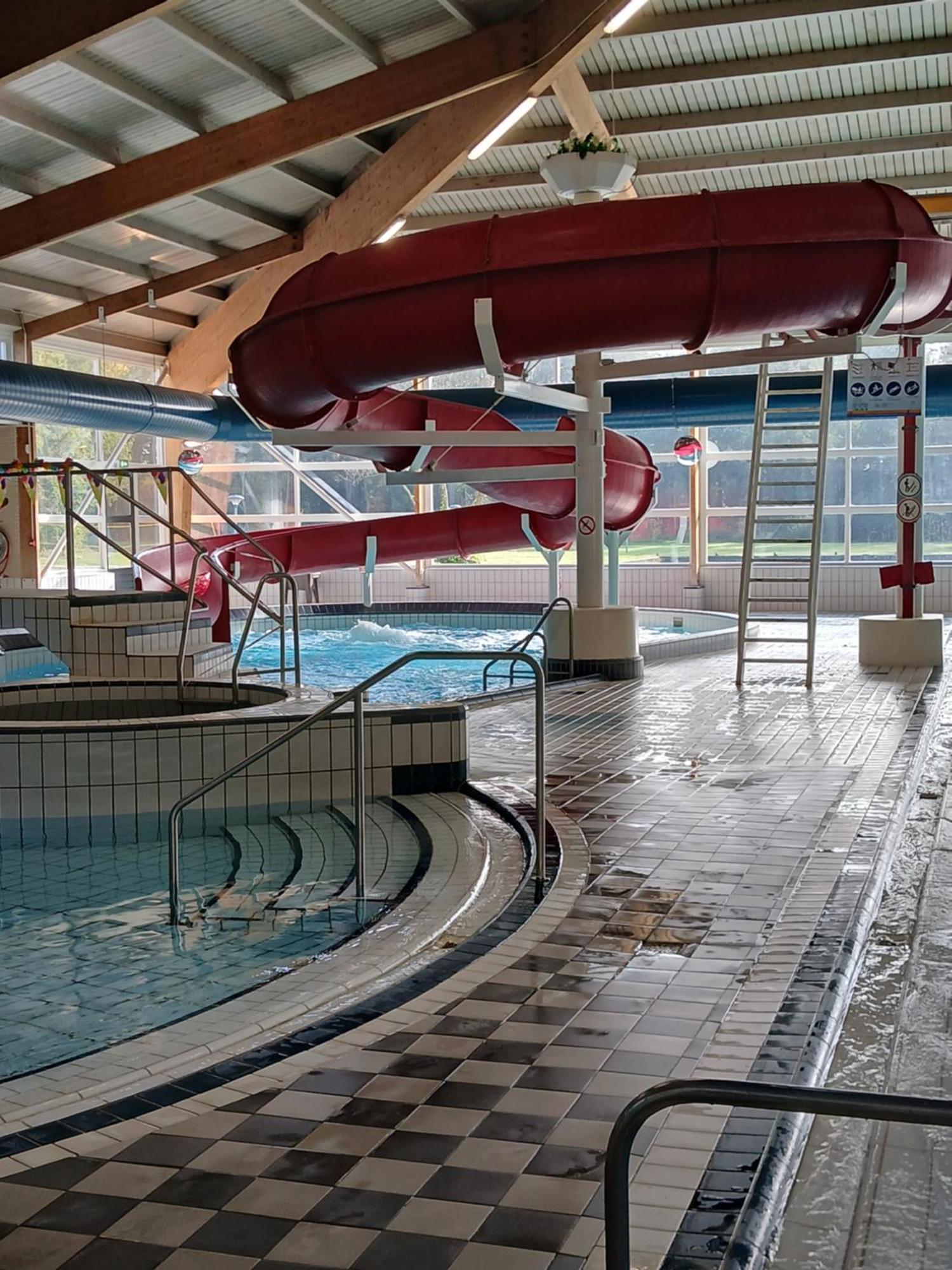 Vrijstaande Woning Te Vlagtwedde Villa Luaran gambar