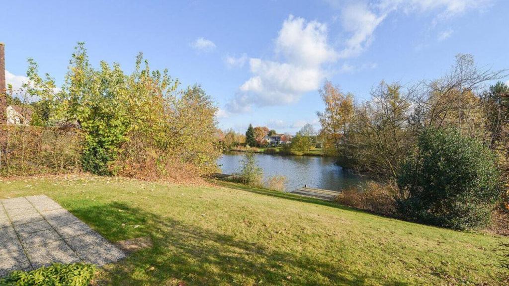 Vrijstaande Woning Te Vlagtwedde Villa Luaran gambar